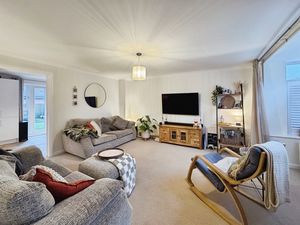 Photo 17- click for photo gallery